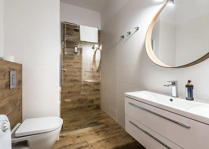 شقة Rent Like - Walonska 15 *